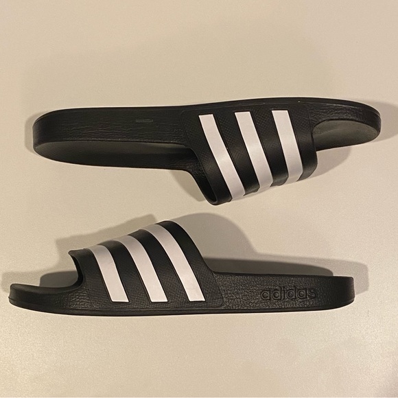 NWOT Adidas Unisex Adilette Aqua Slides - Picture 3 of 6